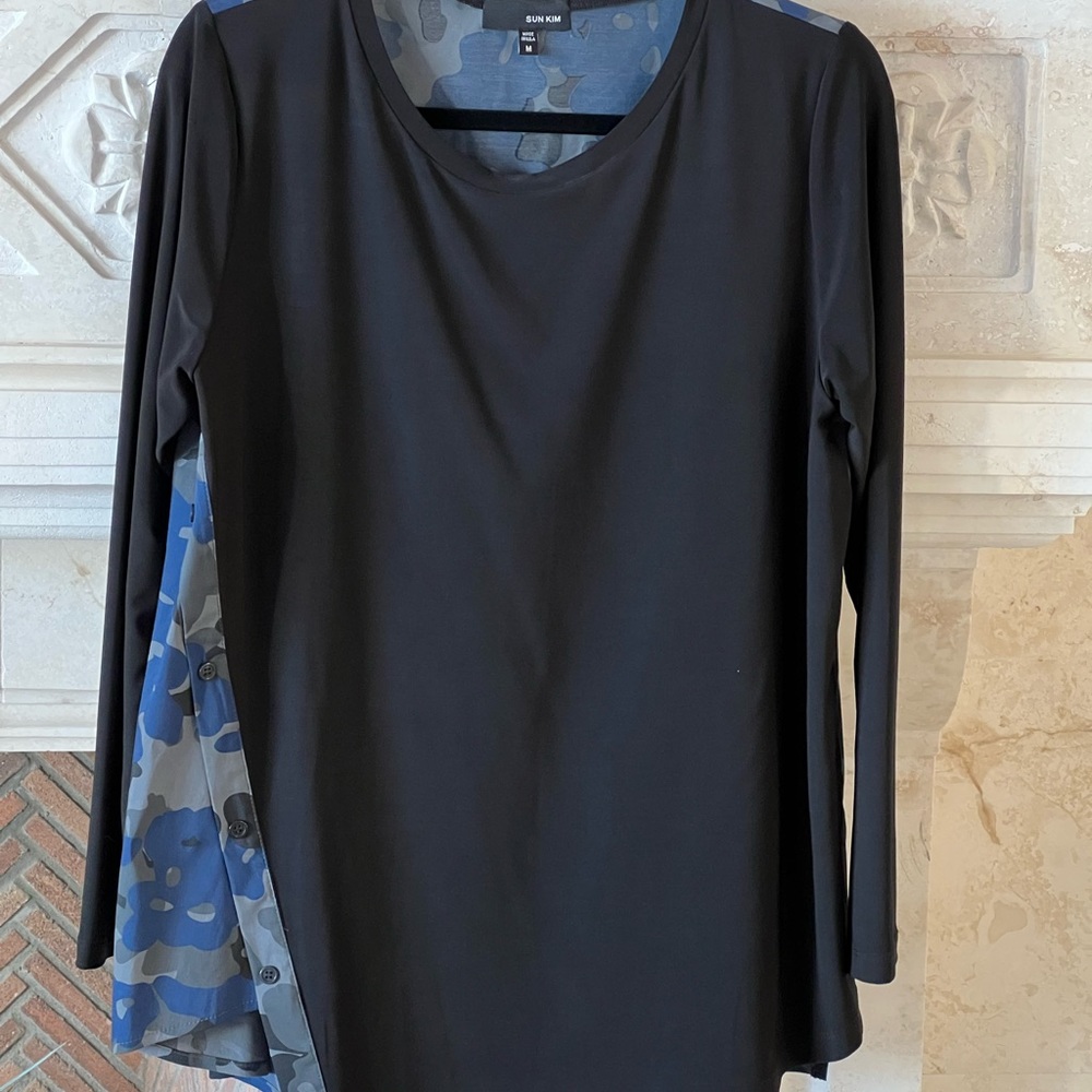 SUN KIM  Fun Casual Top  Medium